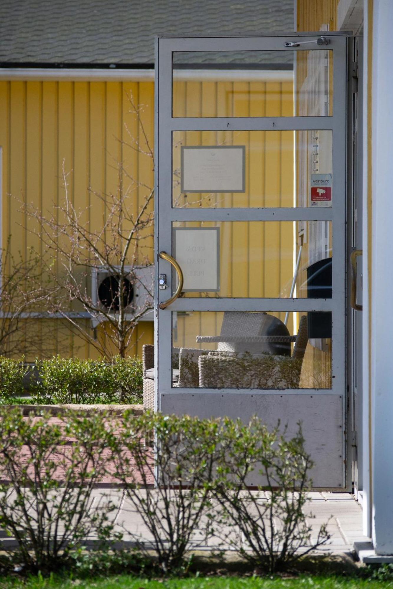 Hotel Sea Front Raseborg Exteriör bild