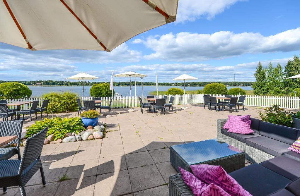 Hotel Sea Front Raseborg Exteriör bild